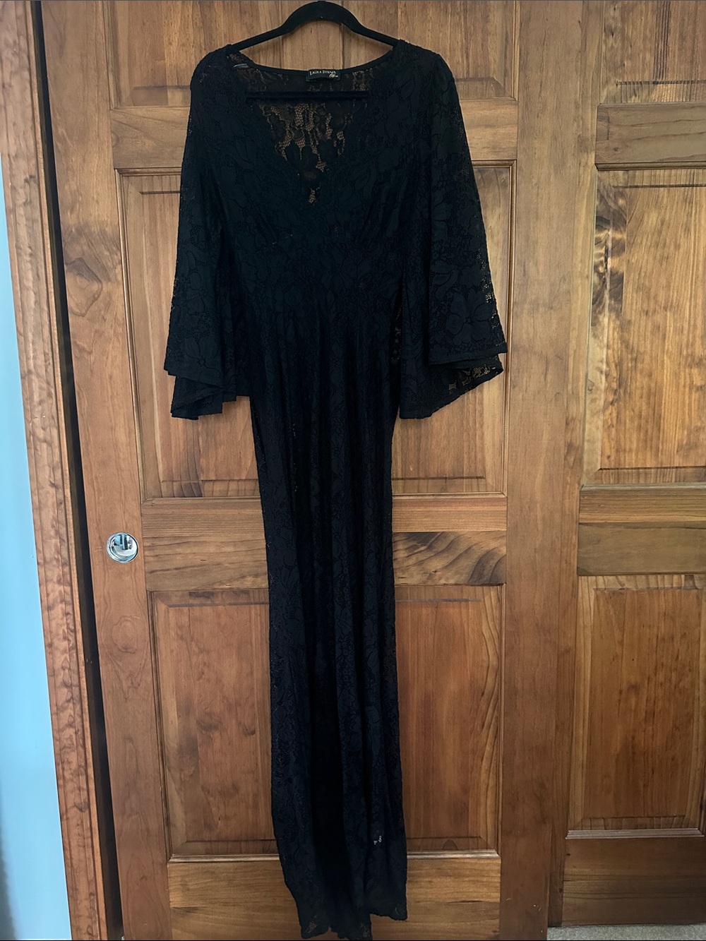 Elegant Black Lace Maxi Dress with Fluted Sleeves